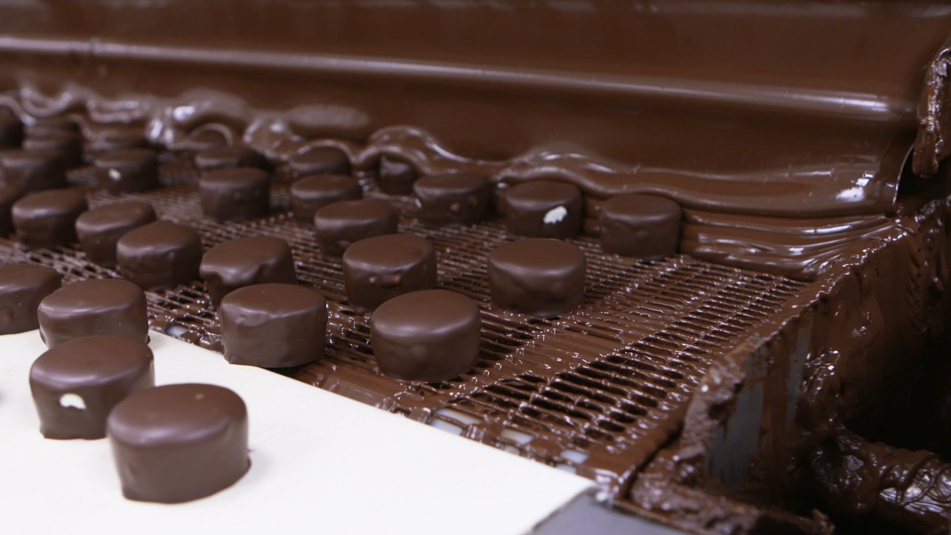 На изготовление плитки шоколада может уйти больше недели