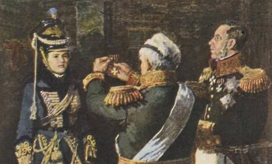 Женщина без страха и упрека: кавалерист-девица Надежда Дурова | Читать статьи по истории РФ для школьников и студентов
