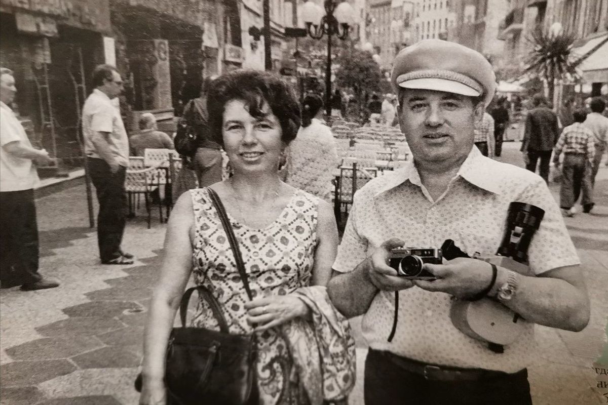 Опубликованная в Сети старая фотография Михаила Горбачева вызвала оживленные споры - МК