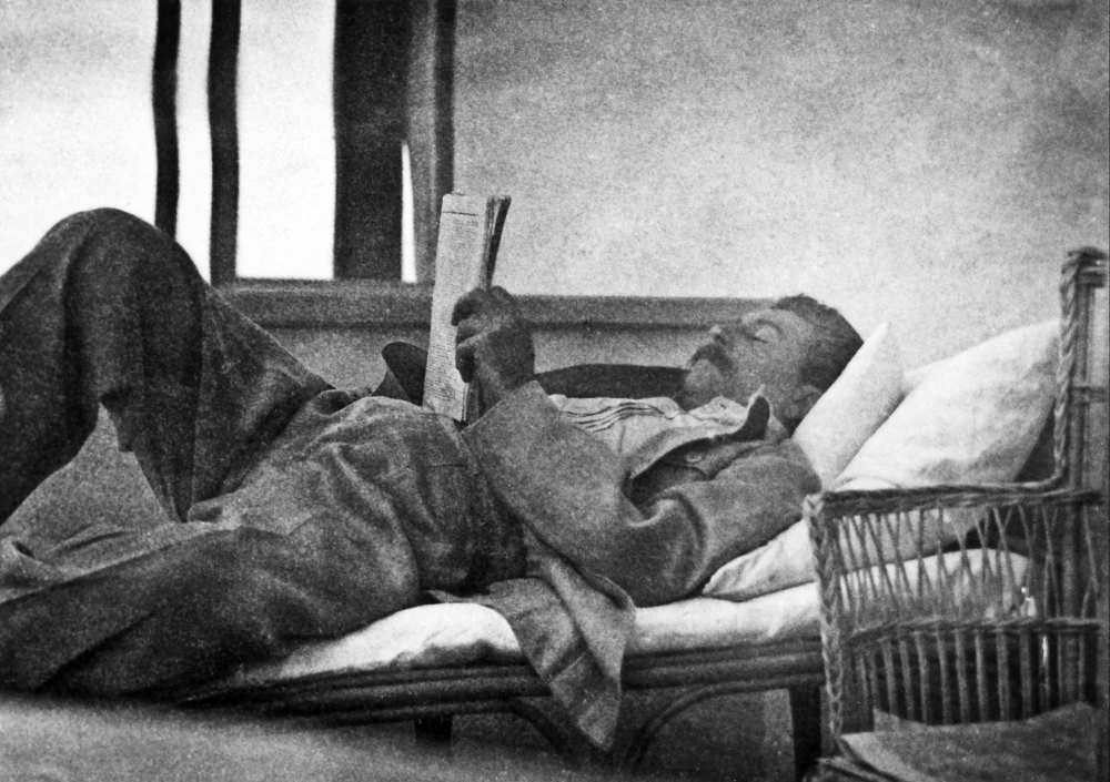 Где умер Сталин? Ближняя дача вождя - Родина