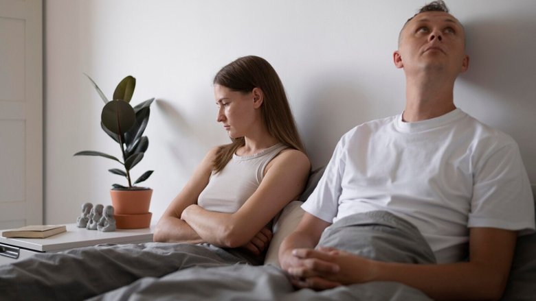 Psychology Today: избегание близости, отсутствие сюрпризов и еще 3 признака охлаждения партнера