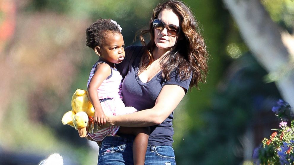 Кристин Дэвис призналась, что ее дети страдают от расовой дискриминации - лайфстайл - 10 июля 2019 - Кино-Театр.Ру