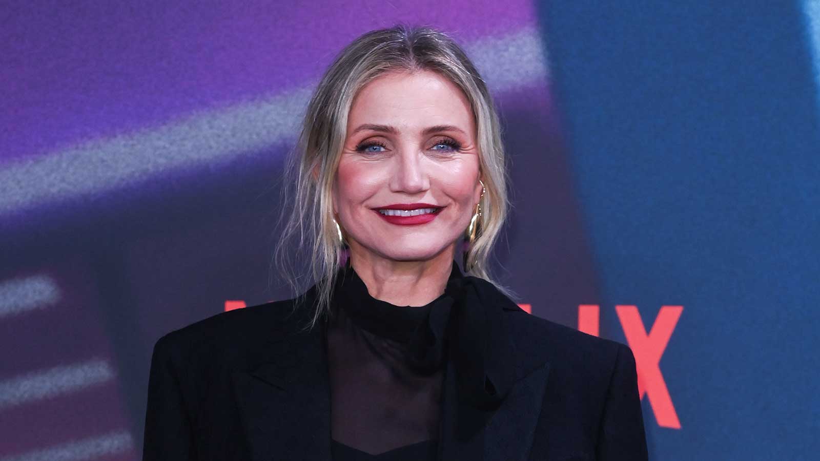 Кэмерон Диас впервые за пять лет вышла на красную ковровую дорожку. Фото | РБК Life