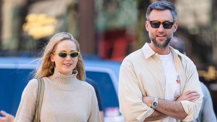 Дженнифер Лоуренс ждет второго ребенка