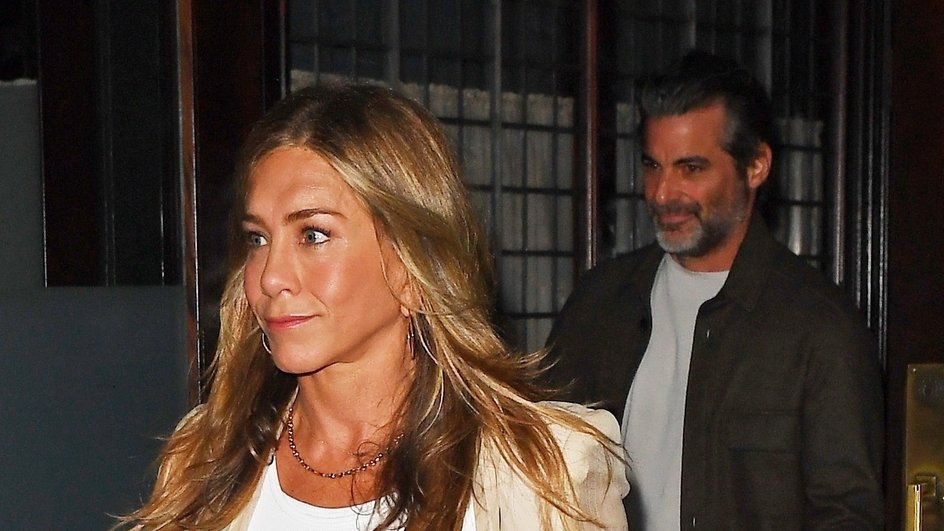 Дженнифер Энистон дала редкий комментарий о своих новых отношениях