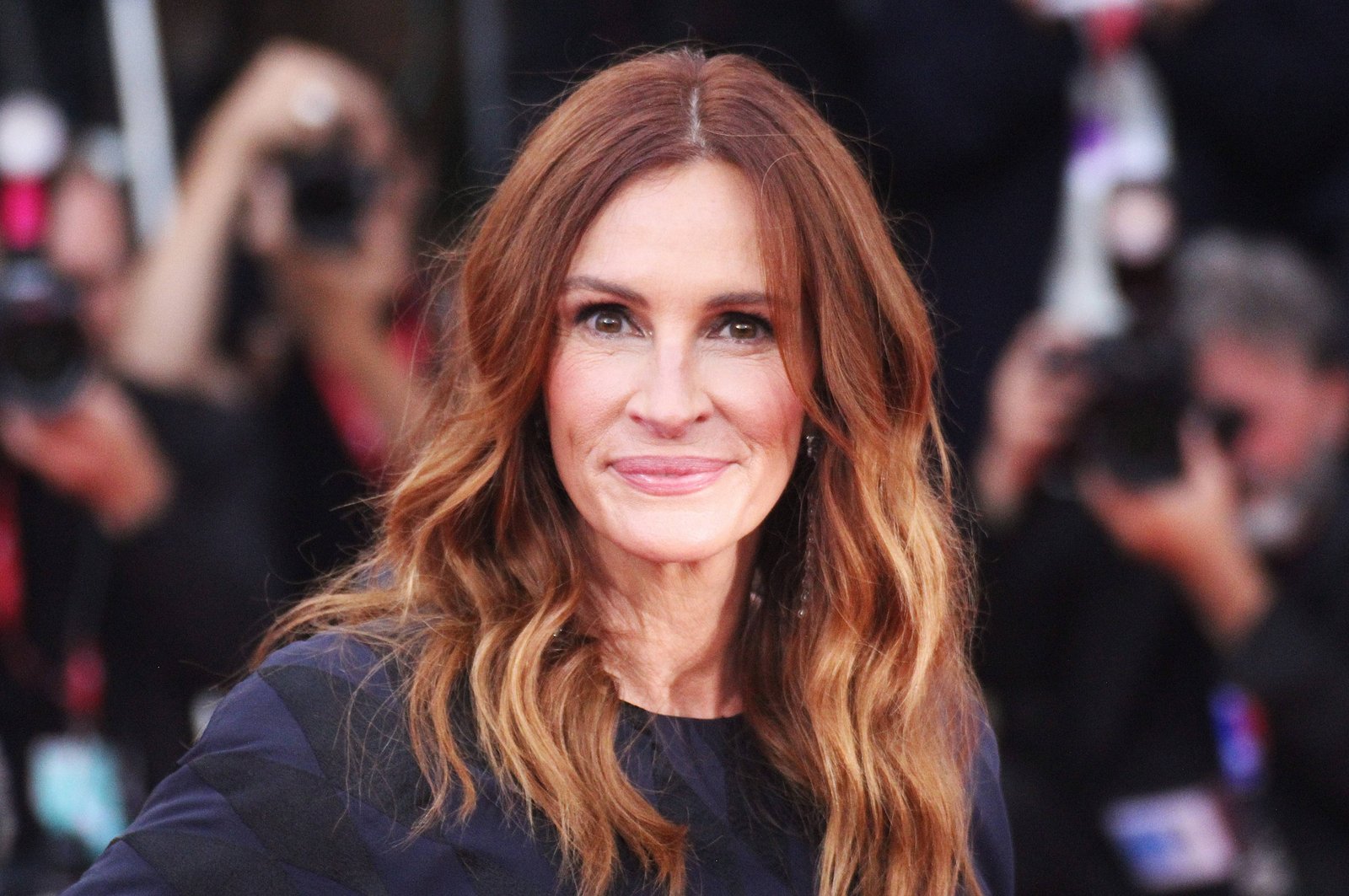 Джулия Робертс в неудобной роли, Джуд Лоу – Путин. Изучаем новую порцию Венецианских премьер