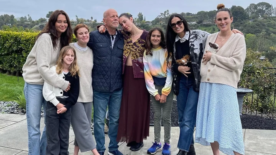 Дети Брюса Уиллиса: сколько детей у актера, фото 2025 года, как выглядят сейчас, последние новости