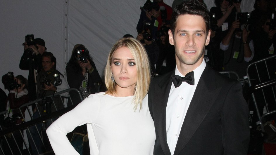 С кем встречались и за кем были замужем близняшки Эшли и Мэри-Кейт Олсен: фото, детали их личной жизни