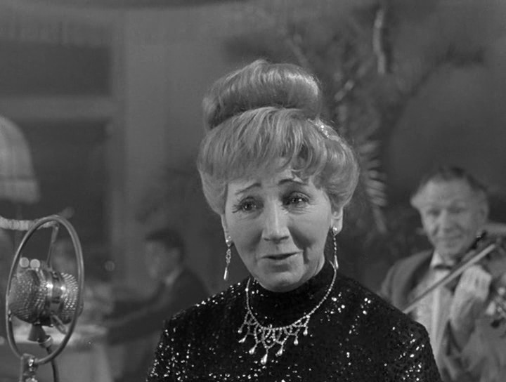 Народная артистка Рина Зеленая - участница Великой Отечественной войны