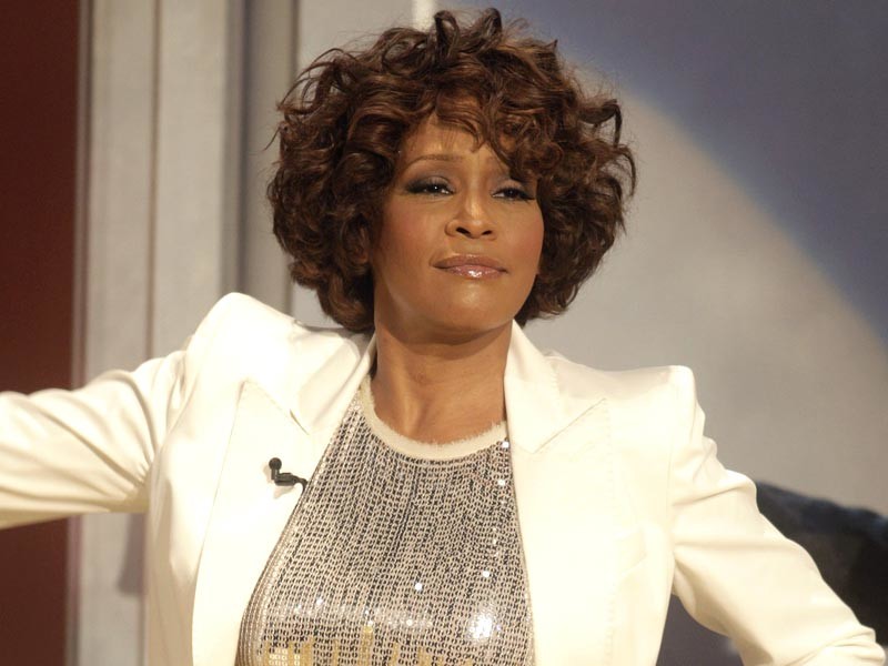 NEWSru.com :: Библия с автографом Уитни Хьюстон выставлена на продажу за 95 тысяч долларов