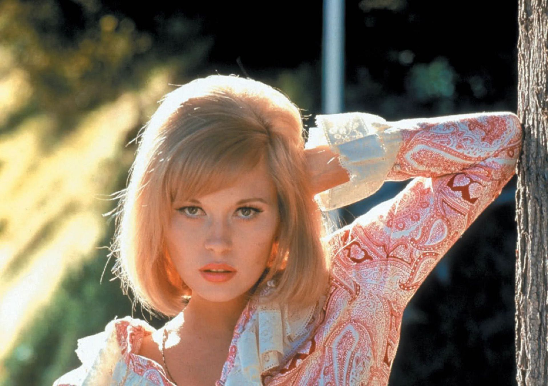 Диву даёмся: Фэй Данауэй | Интервью