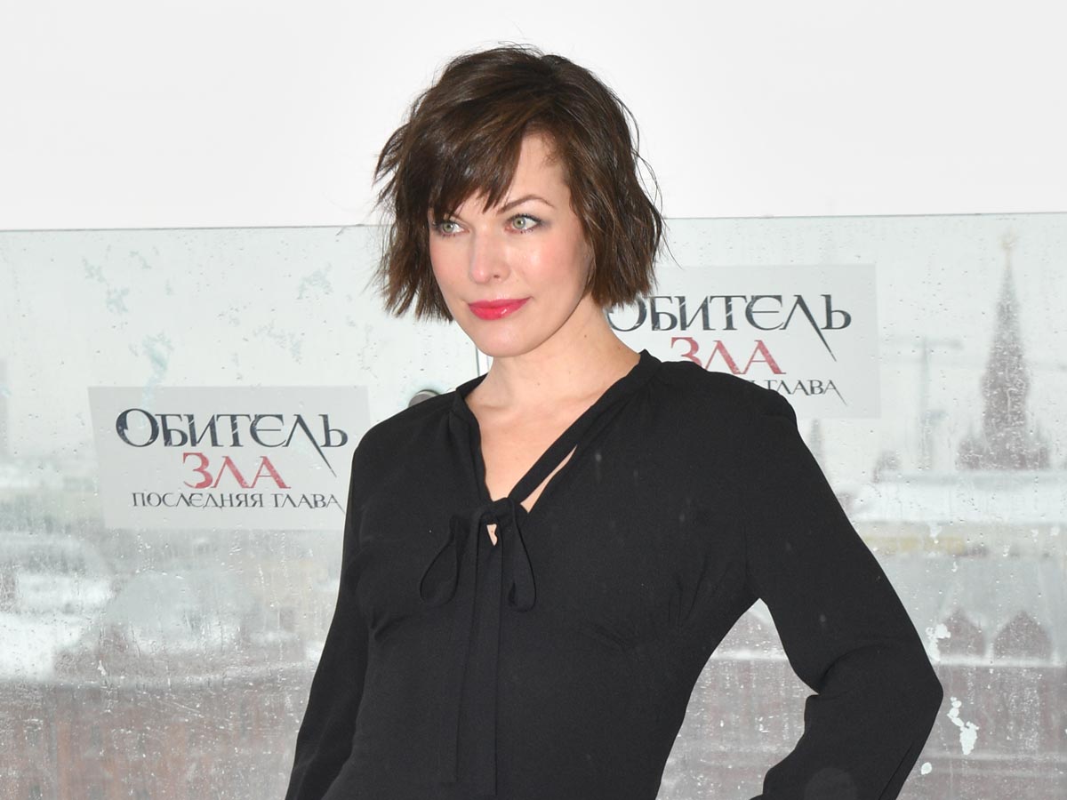 Реально клонировала себя»: Милла Йовович показала повзрослевших дочерей-красавиц - Экспресс газета