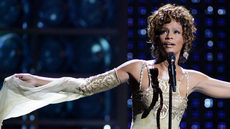 Уитни Хьюстон подверглась сексуальному насилию в детстве - Газета.Ru