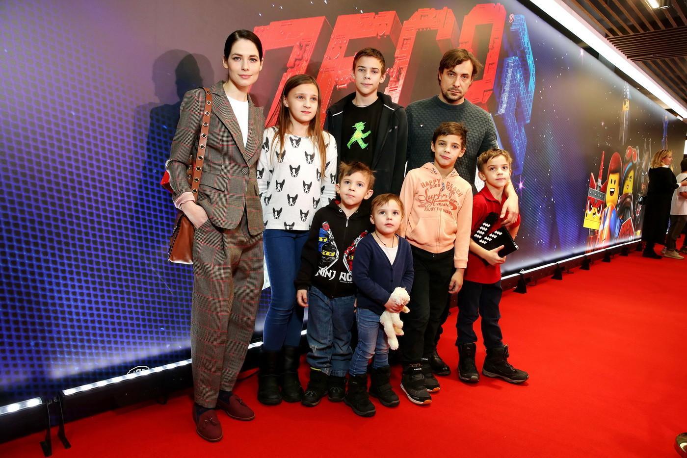 Развод с Петренко и уход Цыганова во время седьмой беременности. Крах личной жизни Ирины Леоновой | StarHit (СтарХит)