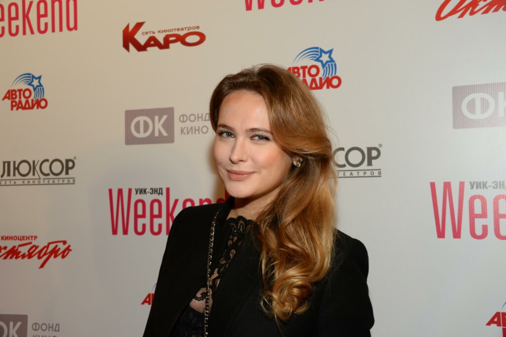 Пластическая операция, «роман с Говорухиным»: где сейчас актриса и модель Анна Горшкова