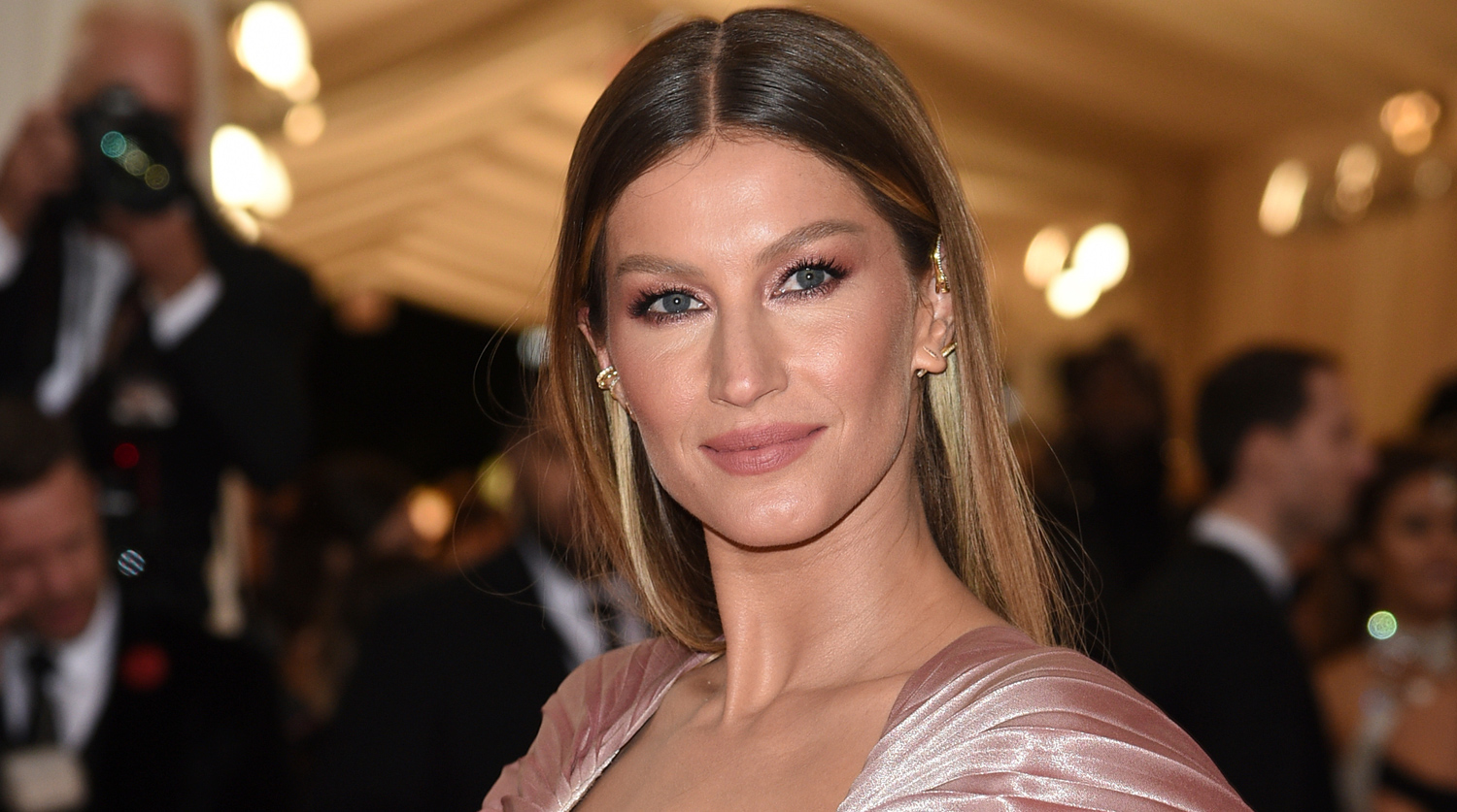 43-летнюю Жизель Бюндхен раскритиковали за выход без макияжа - Газета.Ru | Новости