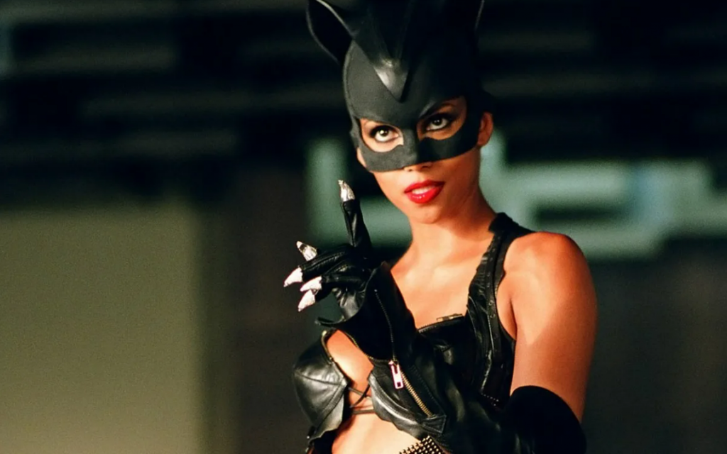 Эксперимент с костюмом «Женщины-кошки» стал причиной провала фильма
