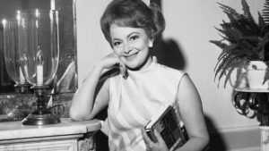 Оливия де Хэвилленд: 104