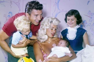 Три брака и пятеро детей