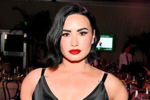 Деми Ловато