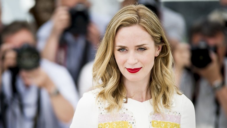 Эмили Блант сыграет алкоголичку в экранизации «Девушки в поезде»