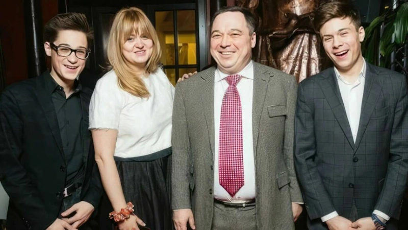 Анна Михалкова