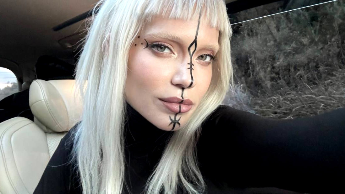 Не в себе» или нашла себя: почему певица Глюкоза сменила имидж - Рамблер/развлечения и отдых