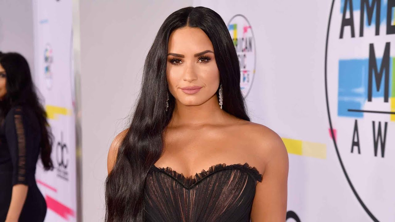 Деми Ловато