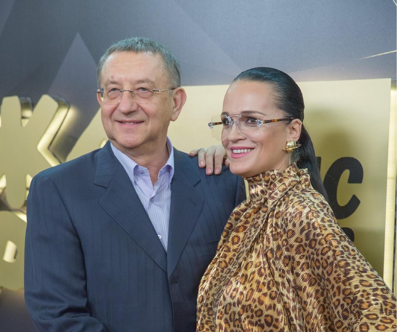 Певица Слава